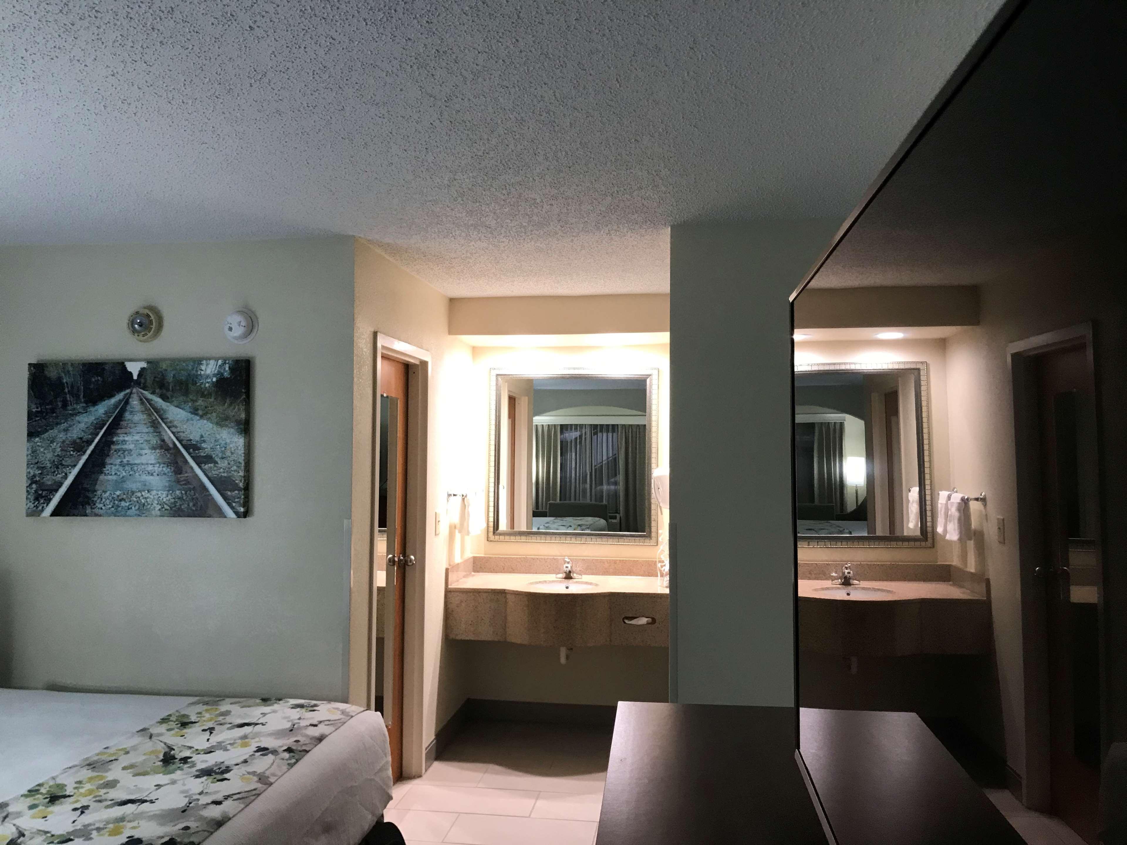 Best Western Inn & Suites Monroe Exteriér fotografie