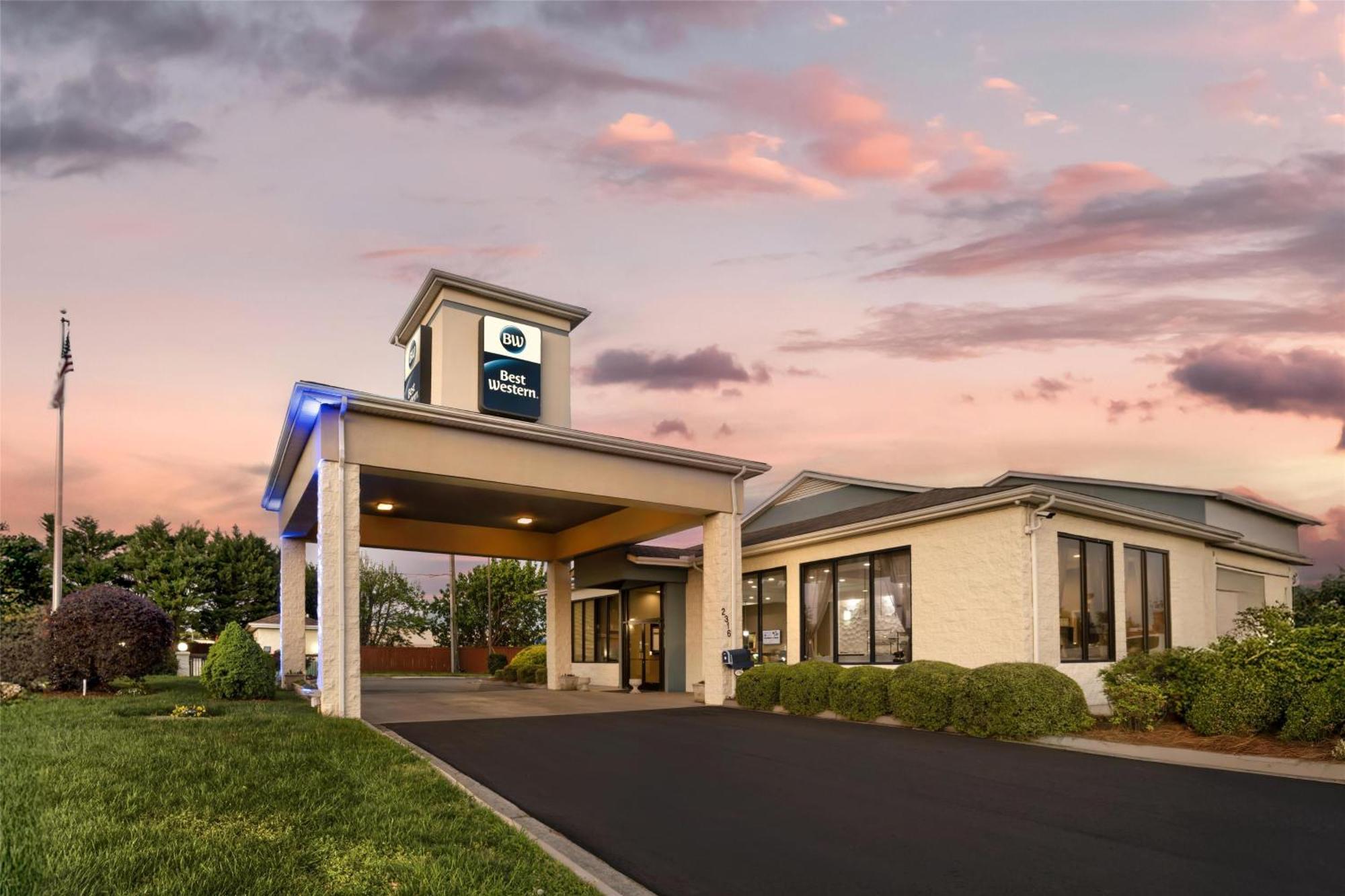 Best Western Inn & Suites Monroe Exteriér fotografie