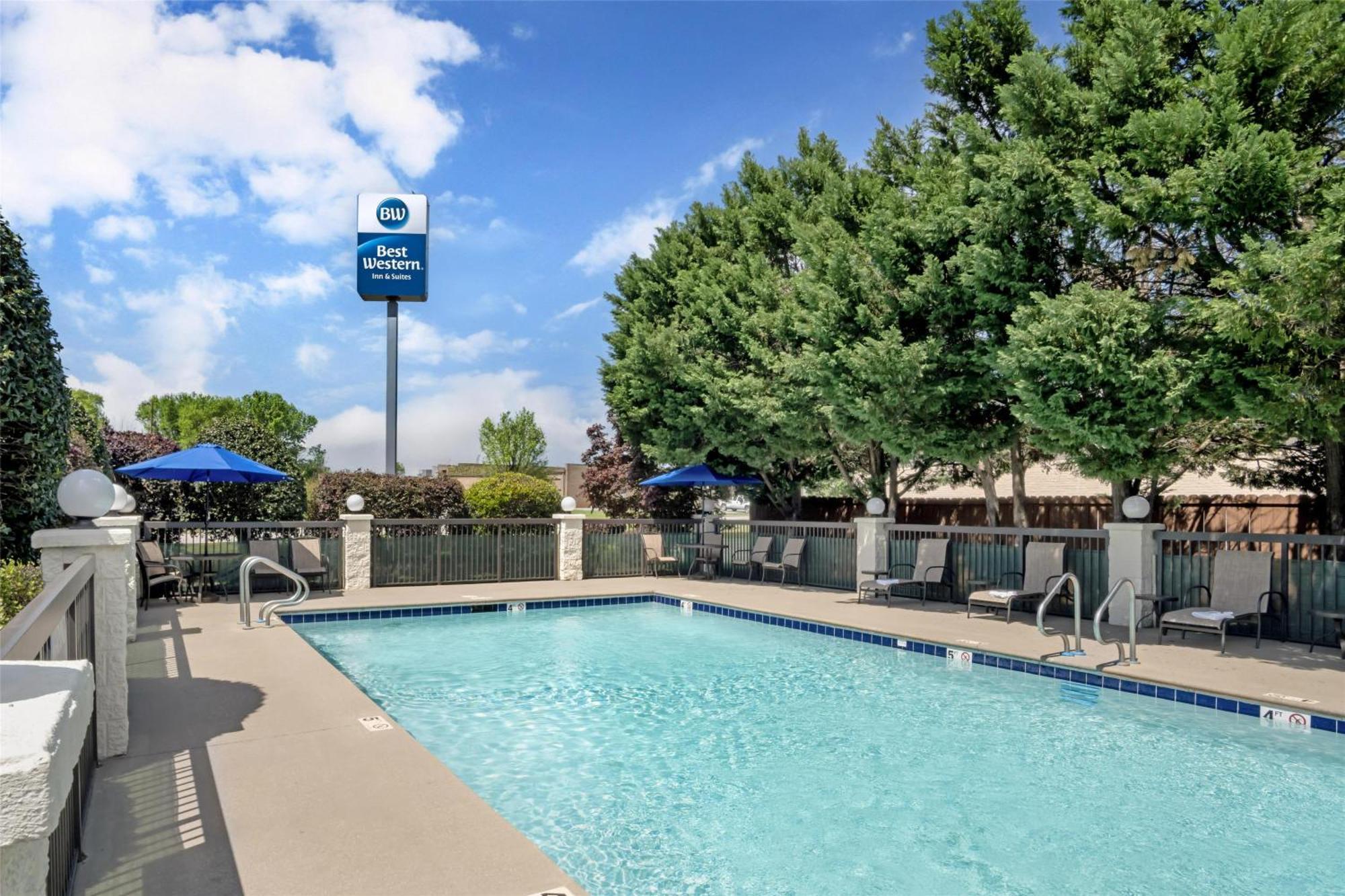 Best Western Inn & Suites Monroe Exteriér fotografie