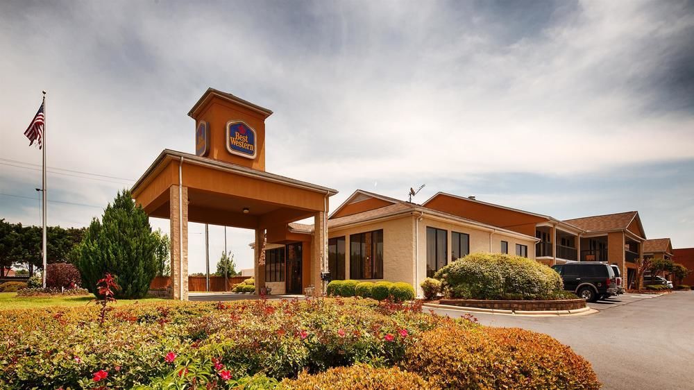 Best Western Inn & Suites Monroe Exteriér fotografie